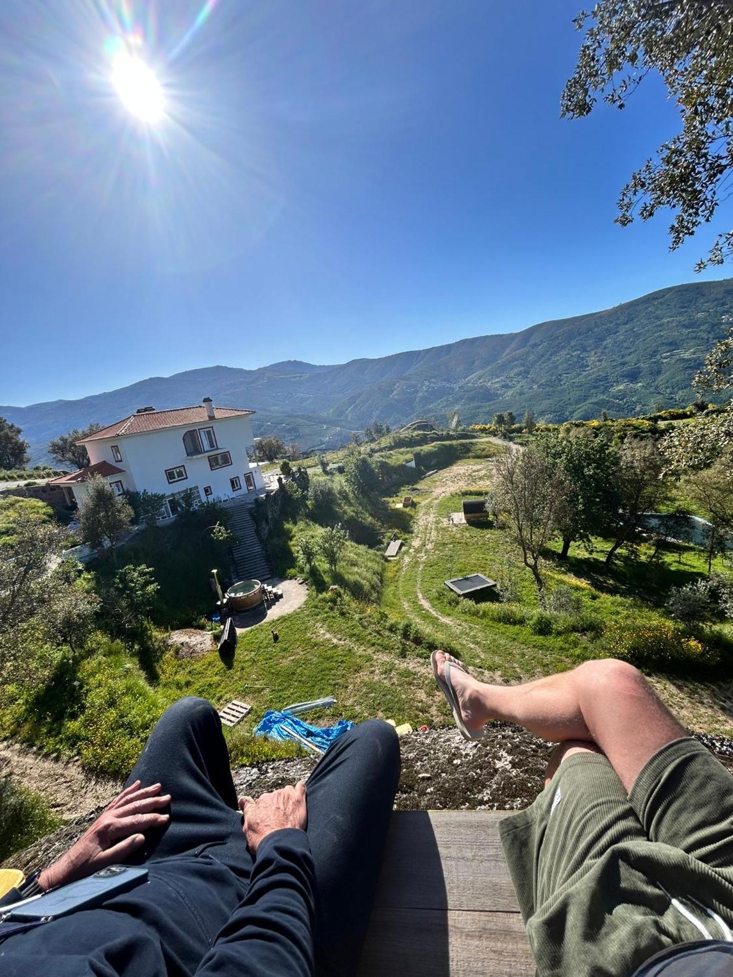 Monkey Tiny Barnhouse With Amazing Views!